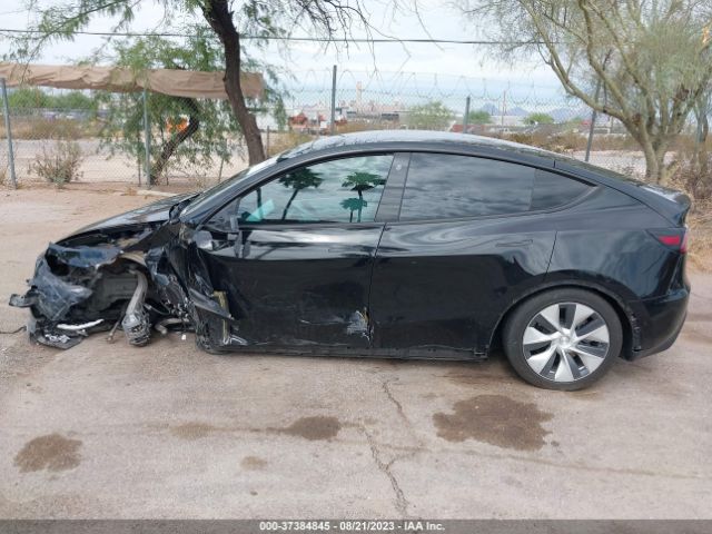 5YJYGDEE0MF190111 Tesla Model Y Long Range