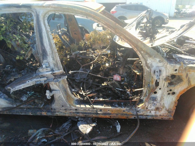 WBA5A5C50FD512928 BMW 528I