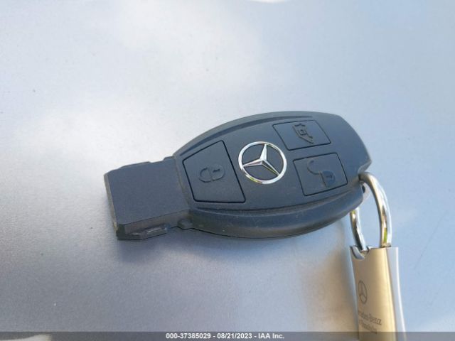 WD4PG2EE0J3407817 Mercedes-Benz METRIS PASSENGER VAN