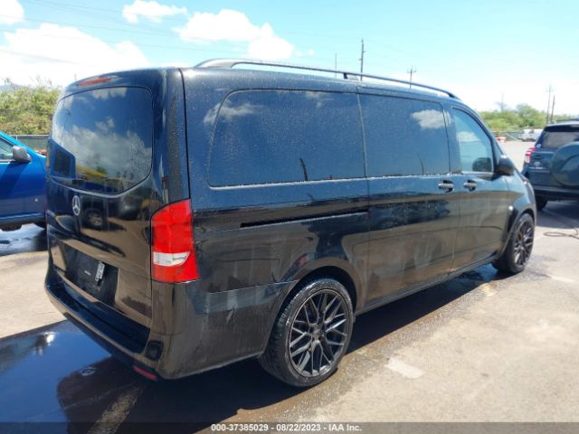 WD4PG2EE0J3407817 Mercedes-Benz METRIS PASSENGER VAN