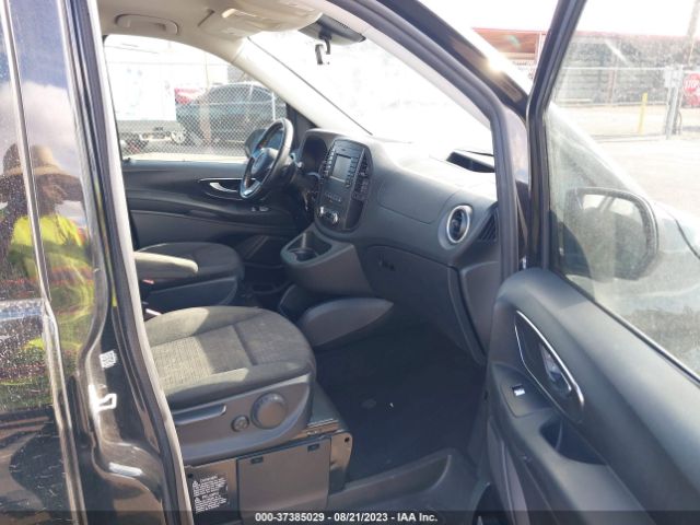 WD4PG2EE0J3407817 Mercedes-Benz METRIS PASSENGER VAN