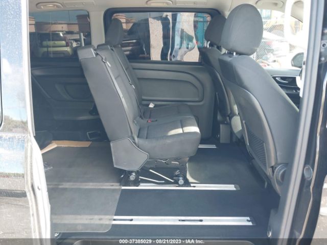 WD4PG2EE0J3407817 Mercedes-Benz METRIS PASSENGER VAN