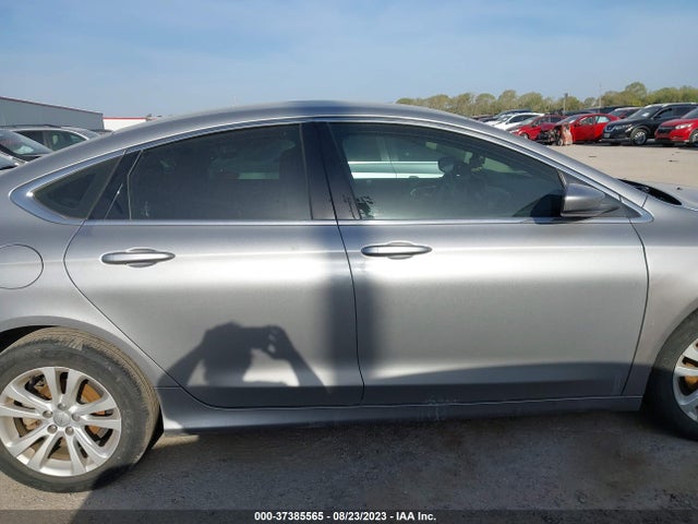 Chrysler 200 Limited 2016 1C3CCCAB3GN116865 Image 5
