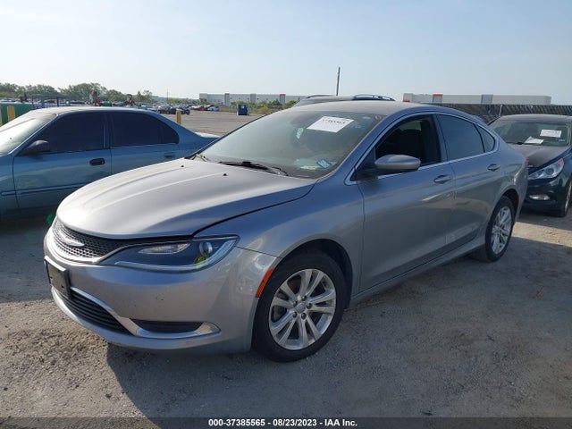 Chrysler 200 Limited 2016 1C3CCCAB3GN116865 Image 2