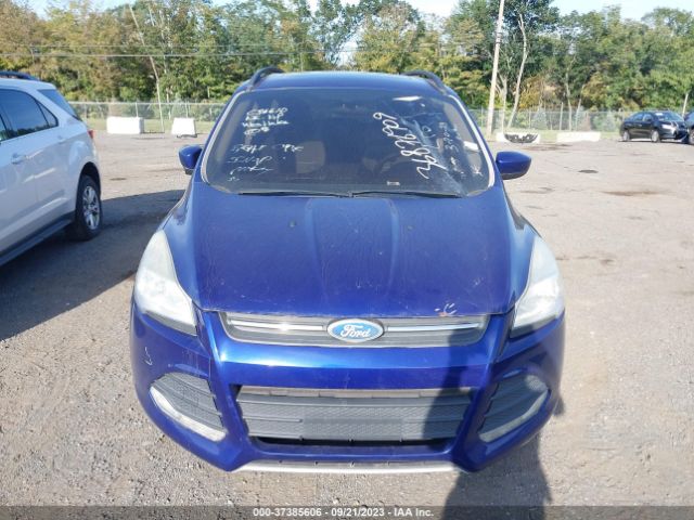 1FMCU9GX7EUC63610 Ford ESCAPE SE