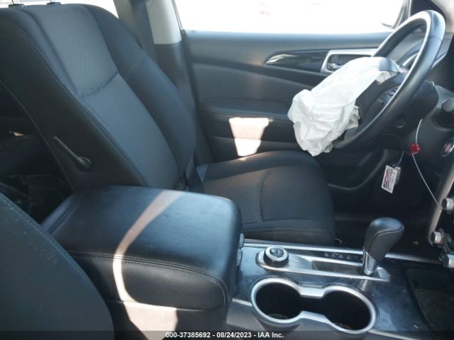 5N1DR2MM1KC592098 Nissan Pathfinder Sv