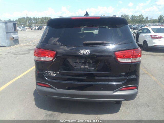 KIA SORENTO LX 2016 5XYPG4A53GG034515 Image 16