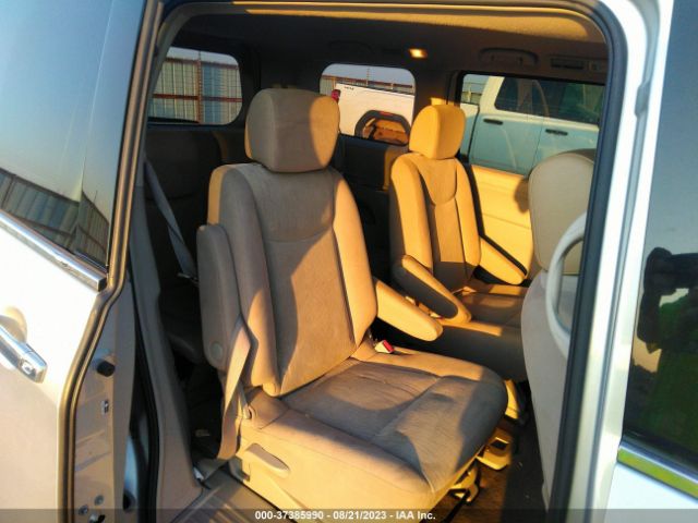 JN8AE2KP6H9165588 Nissan Quest Sv