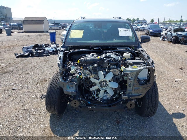 Toyota 4RUNNER SR5 2023 JTEMU5JR6P6098728 Image 5
