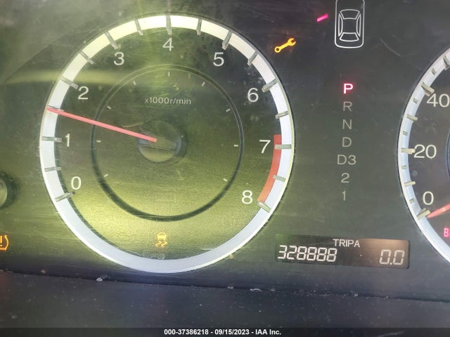2011 HONDA ACCORD SDN LX VIN: 1HGCP2F32BA085119