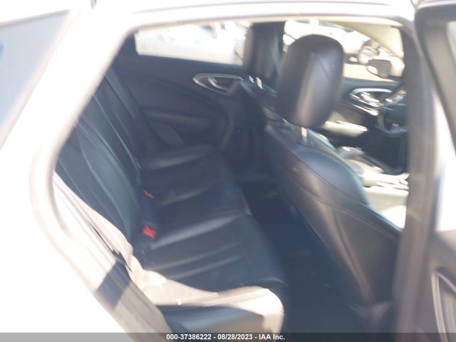 Chrysler 200 Limited Platinum 2016 1C3CCCAB6GN188708 Image 8