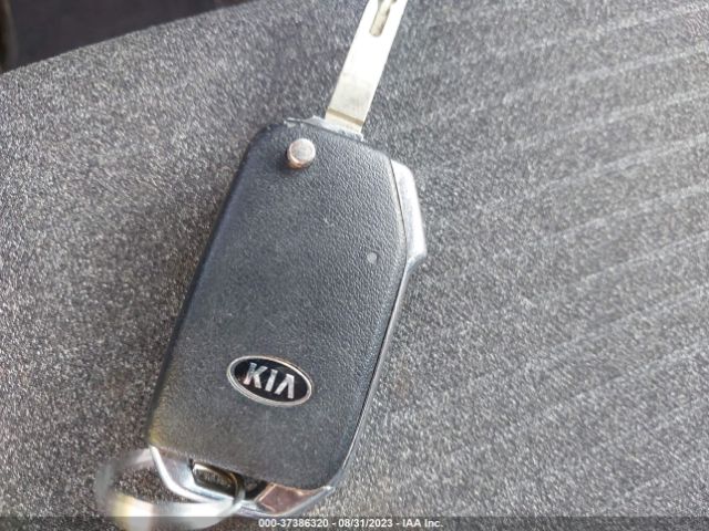 KNDJ23AU8M7772180 KIA SOUL S