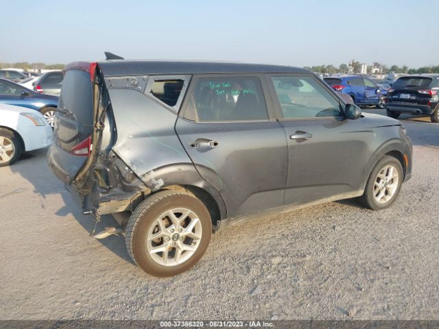 KNDJ23AU8M7772180 KIA SOUL S
