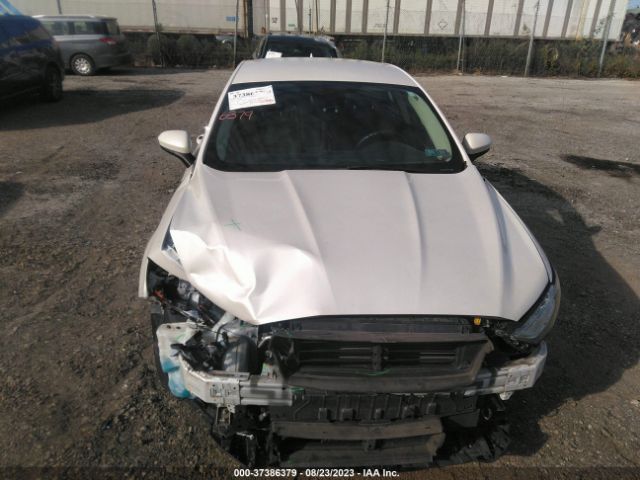 3FA6P0HD8LR142751 Ford FUSION SE