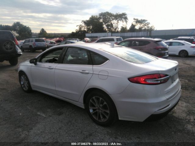 3FA6P0HD8LR142751 Ford FUSION SE