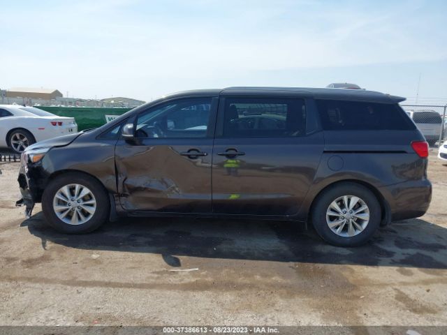 KNDMB5C19G6146529 KIA SEDONA LX