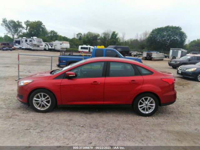 1FADP3F24JL292216 Ford FOCUS SE