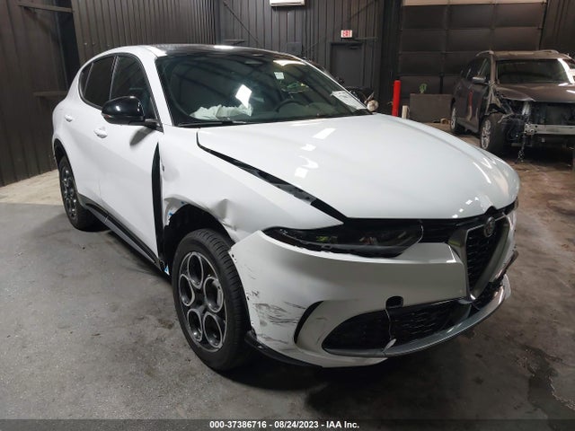 2024 Alfa Romeo Tonale, VIN: ZASPATCW2R3032378