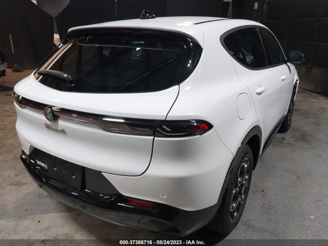 2024 Alfa Romeo Tonale, VIN: ZASPATCW2R3032378