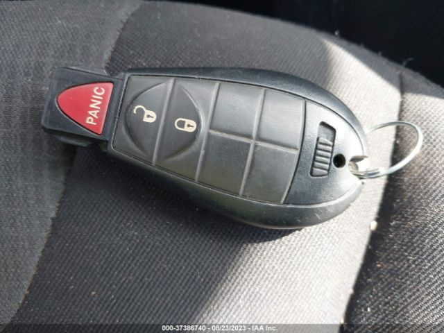 1C4PJLCB5FW677299 Jeep Cherokee Latitude