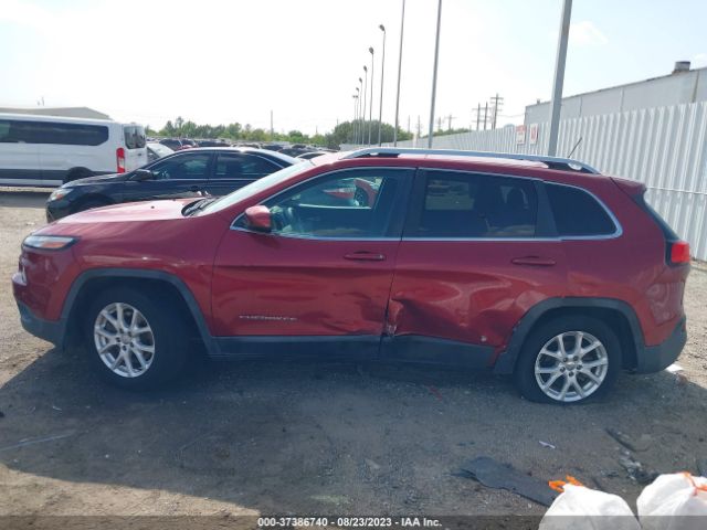1C4PJLCB5FW677299 Jeep Cherokee Latitude