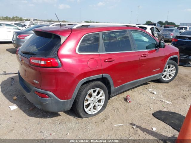 1C4PJLCB5FW677299 Jeep Cherokee Latitude