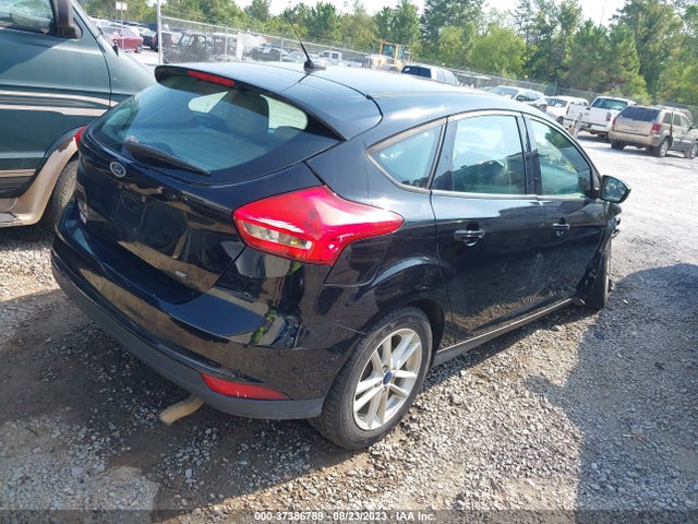 Ford FOCUS SE 2017 1FADP3K28HL330286 Image 9