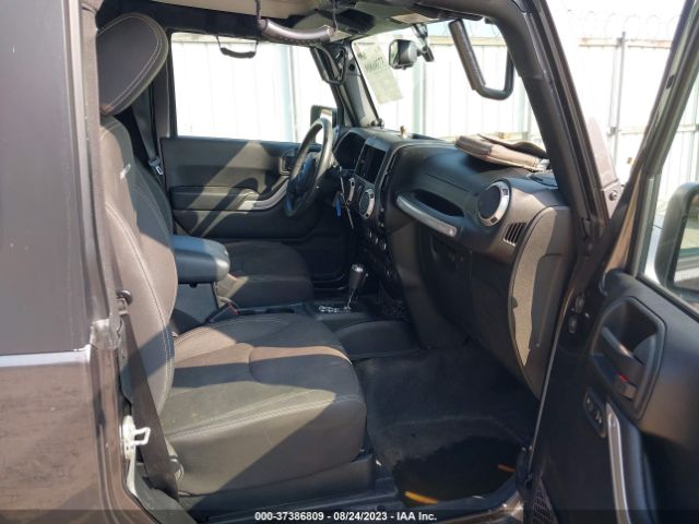 1C4BJWCGXHL513218 Jeep Wrangler Rubicon
