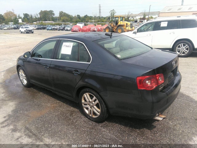 2005 VOLKSWAGEN JETTA SEDAN A5 VIN: 3VWDT71K65M640443