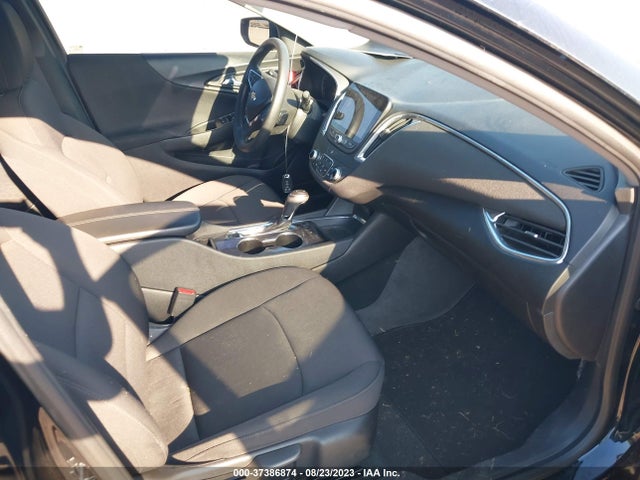 Chevrolet MALIBU LT 2019 1G1ZD5ST1KF197043 Image 5