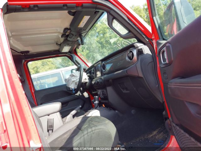 1C4HJXEN7NW120153 Jeep Wrangler Unlimited Sahara