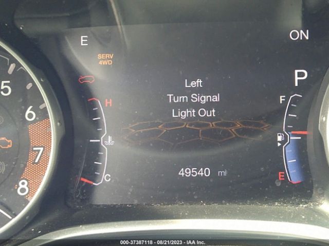 3C4NJDBB9KT621204 Jeep Compass Altitude