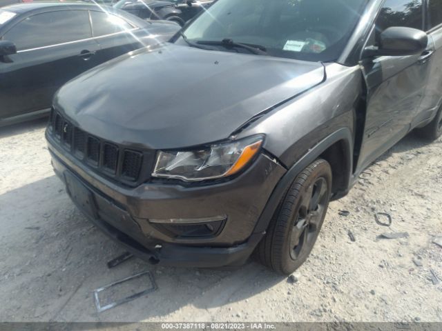 3C4NJDBB9KT621204 Jeep Compass Altitude
