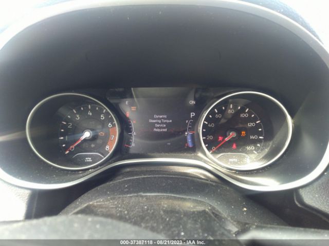 3C4NJDBB9KT621204 Jeep Compass Altitude