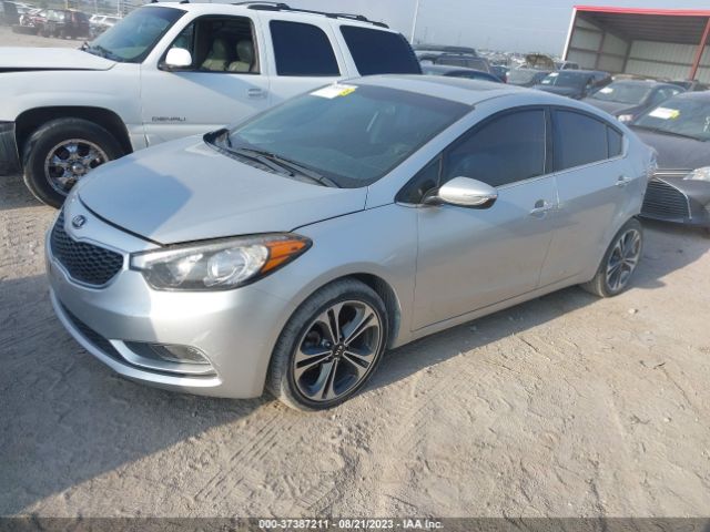 KNAFZ4A84E5071396 KIA FORTE EX