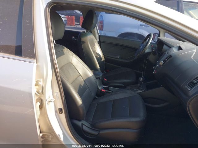KNAFZ4A84E5071396 KIA FORTE EX