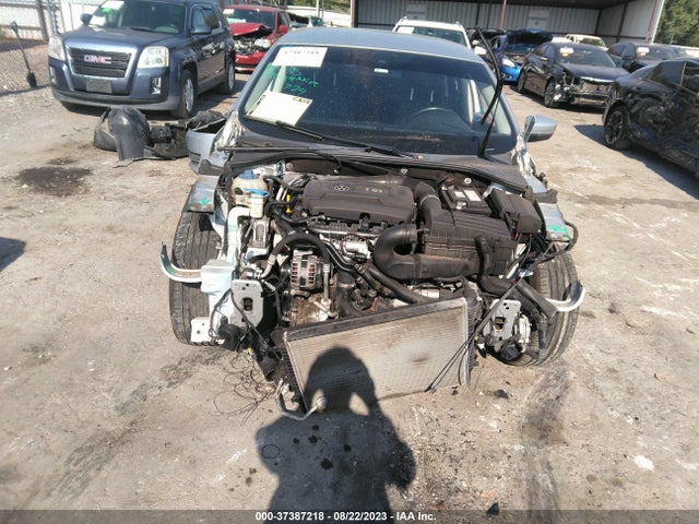 1VWAT7A37EC022190 Volkswagen Passat Wolfsburg Ed