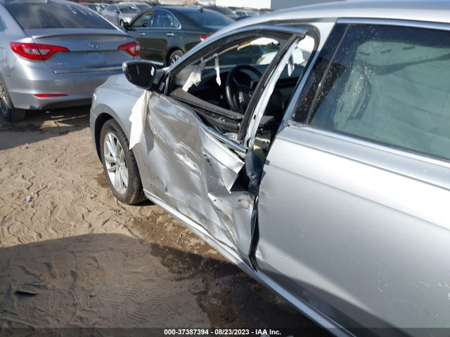 1VWSA7A38LC017684 Volkswagen Passat 2.0t Se