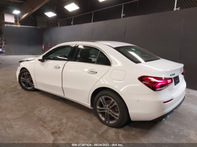 W1K3G4FB8LJ235789 Mercedes-Benz A-class A 220