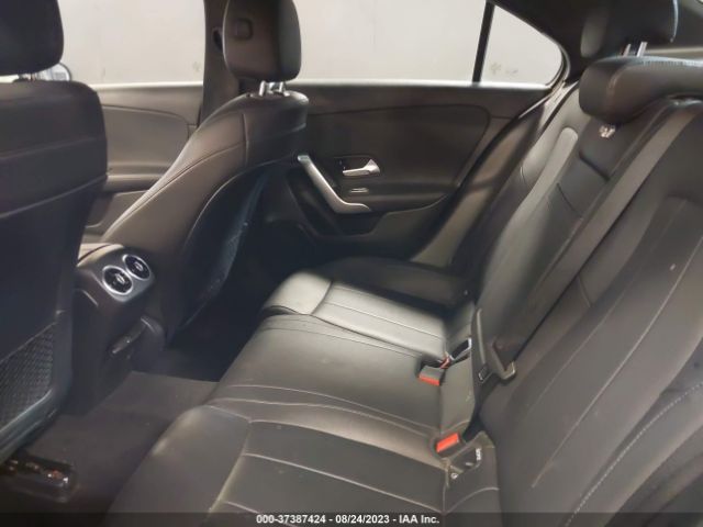W1K3G4FB8LJ235789 Mercedes-Benz A-class A 220
