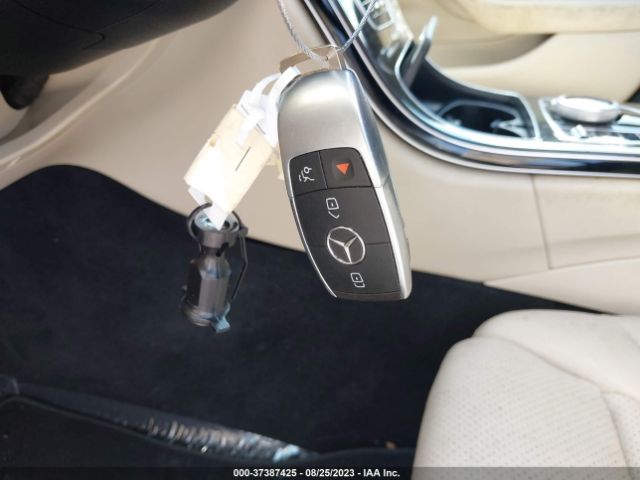 55SWF8DB6KU295076 Mercedes-Benz C-class C 300
