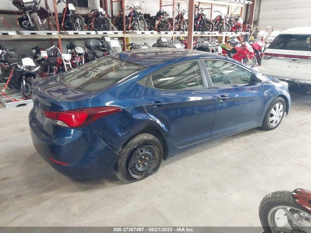 2016 HYUNDAI ELANTRA SE VIN: 5NPDH4AE3GH681540