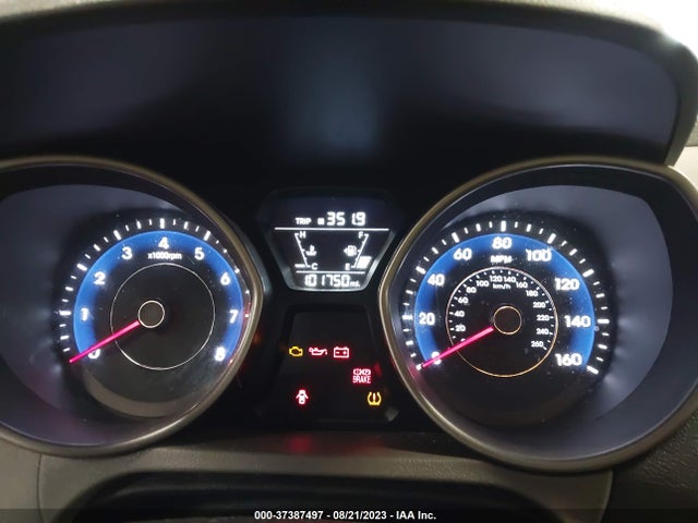 2016 HYUNDAI ELANTRA SE VIN: 5NPDH4AE3GH681540