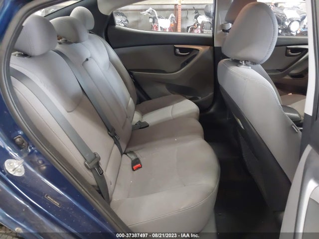 2016 HYUNDAI ELANTRA SE VIN: 5NPDH4AE3GH681540