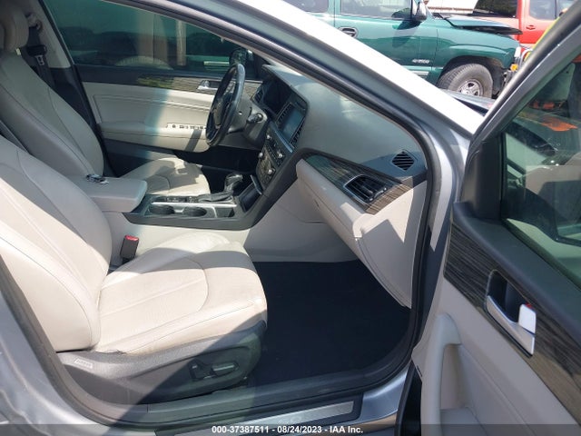 2015 HYUNDAI SONATA 2.4L VIN: 5NPE34AFXFH071628
