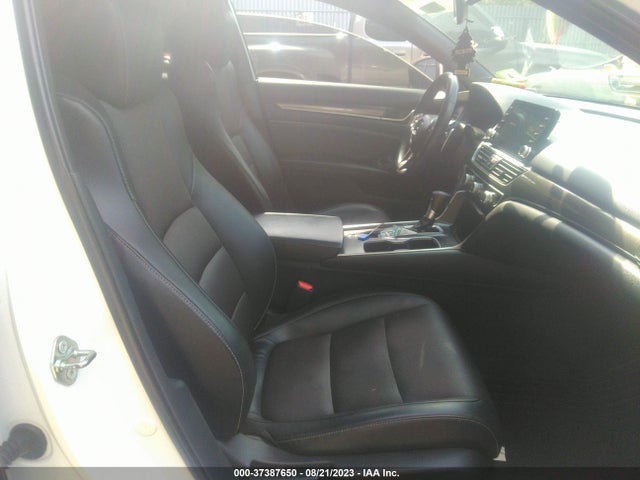 2018 HONDA ACCORD SEDAN SPORT 1.5T VIN: 1HGCV1F38JA159433