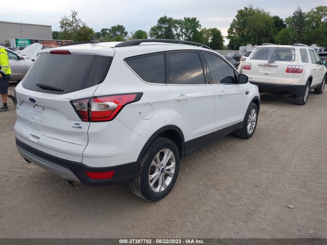 2018 FORD ESCAPE SE VIN: 1FMCU9GD7JUD57986