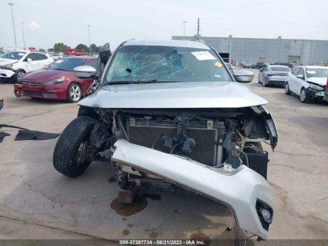 5N1DR2MM2JC625057 Nissan Pathfinder Sv