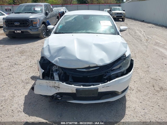 Chrysler 200 S 2015 1C3CCCBBXFN665654 Image 12