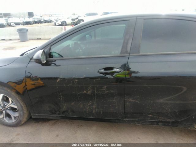 3KPF24AD3ME362186 KIA Forte Lxs